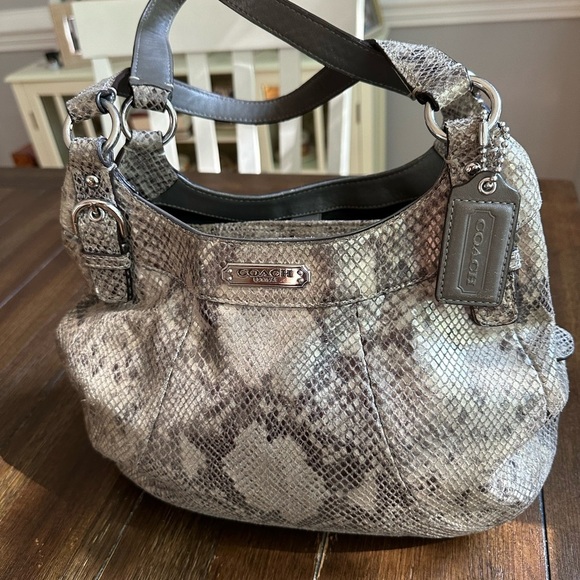Coach tote/hobo bag - Picture 15 of 16